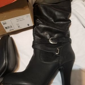 New with out tags  SZ 9 ladies boots